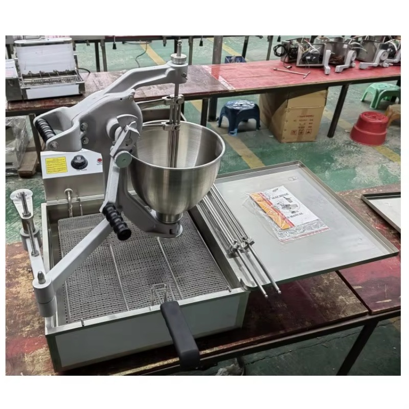 Machine à mini-beignets électr - Donut Maker Mini avis et prix